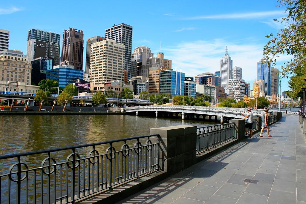 Readyset Apartments At Liberty Melbourne Eksteriør bilde